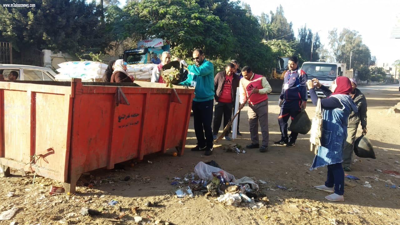 مستقبل وطن يواصل حملة النظافة والتجميل فى كفرالشيخ