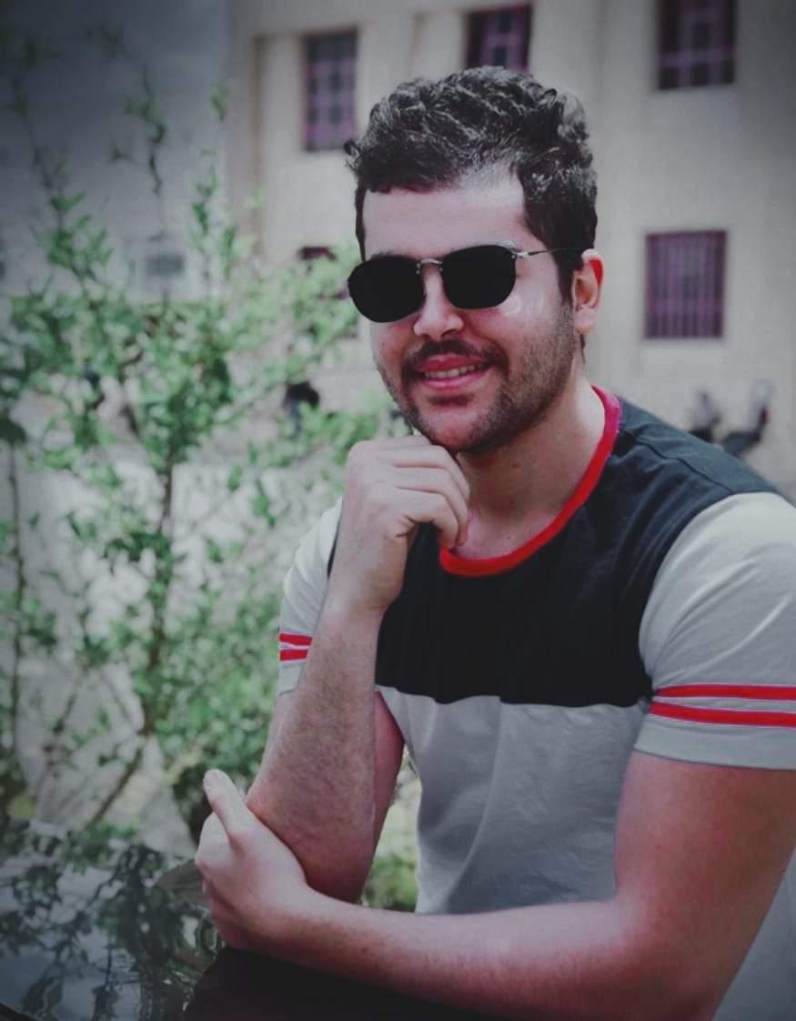 مصطفى عصام يكتب تعيش وماتخدش غيرها