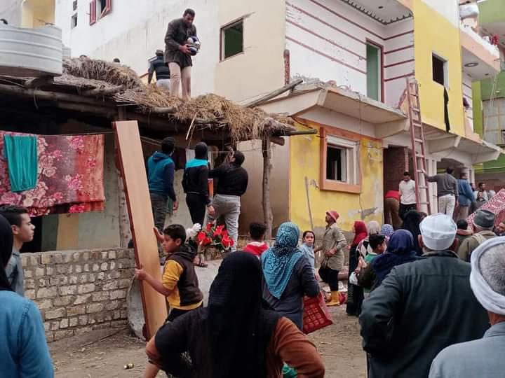 بالصور.. ننشر حقيقة وأسباب وملابسات هدم أحد العقارات بالحامول