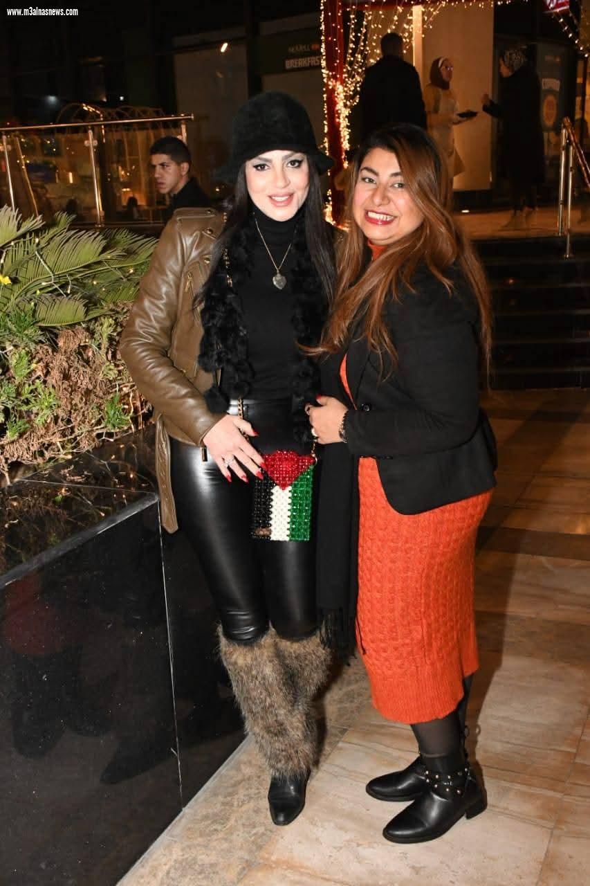 تكريم الفنانة إيمان ناجي في معرض ميرا للمشغولات اليدوية