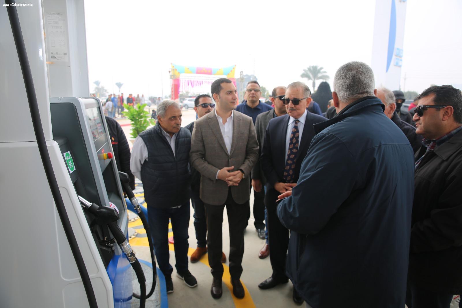 محافظ كفر الشيخ يطلق التشغيل التجريبى لمحطة متكاملة للوقود