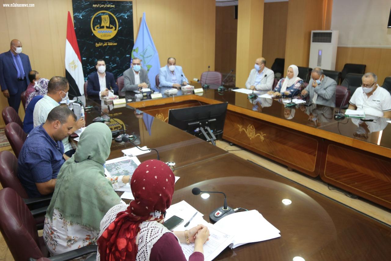إجراءات لسرعة تنفيذ المشروعات الخدمية وانشاء الحدائق بمدن كفر الشيخ