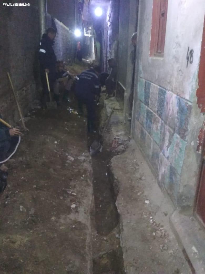 مياه أسيوط تحقق استجابة سريعة بتوصيل 310 م بولي بروبلين لقلعة البـــــلح بمركز أبــــــــوتيج.