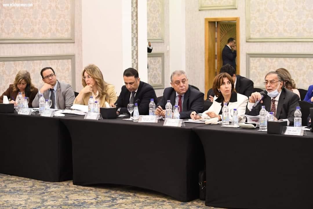 لجنة تنمية الصادرات الي افريقيا تعقد اجتماعها الاول بحضور ٥ وزراء