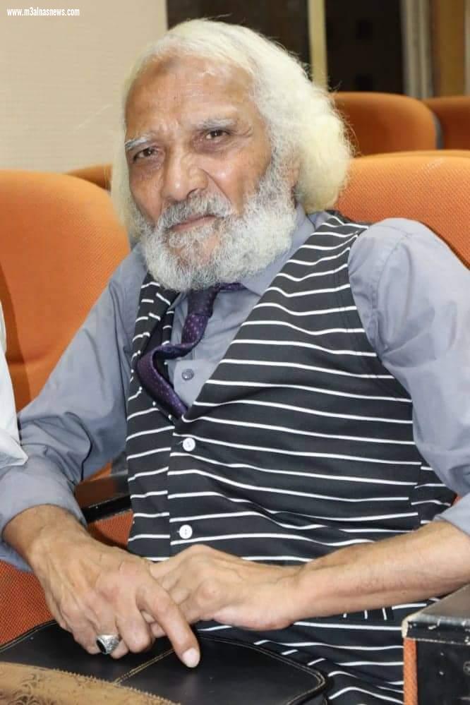 جريدة مع الناس ... تنظم دورة للشاعر السيد حسين غازى