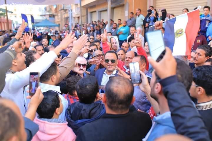 نائب الشعب يونس عبدالرازق ... يقود مسيره حاشده فى حب الوطن ودعم الرئيس السيسى 
