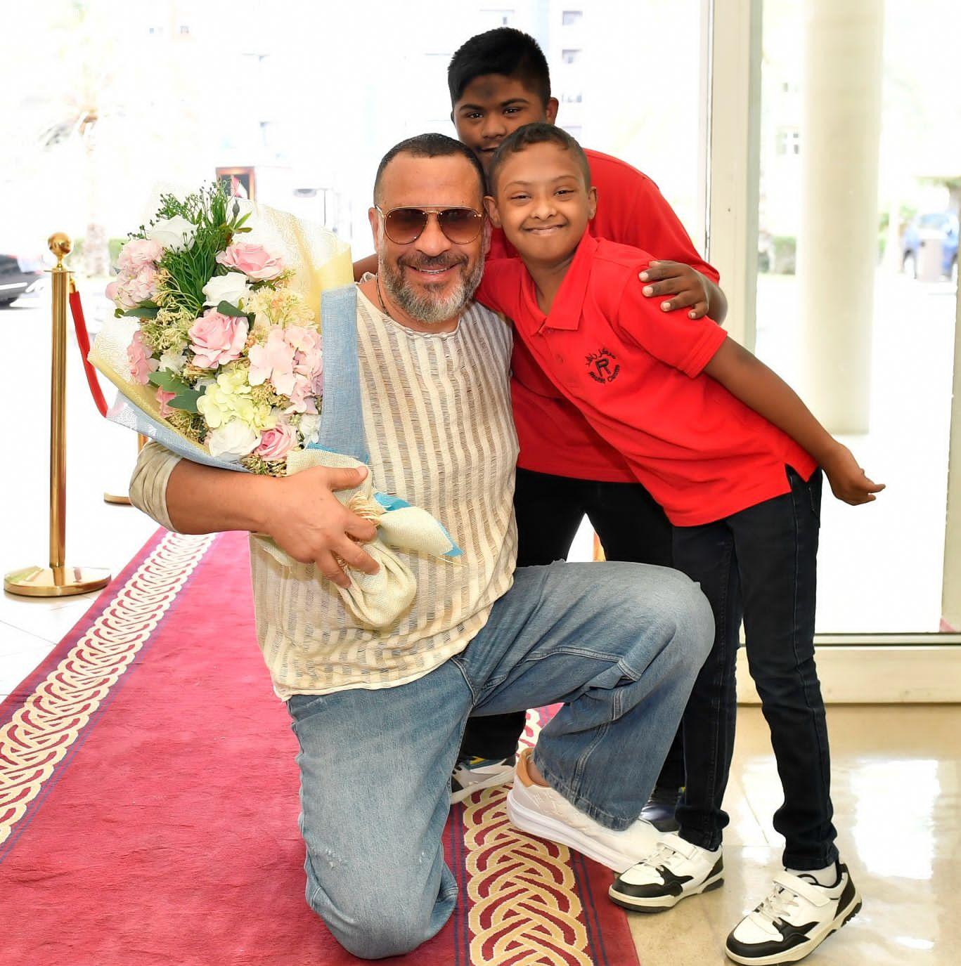 الفنان ماجد المصري في زيارة خاصة لمركز راشد لأصحاب الهمم في دبي
