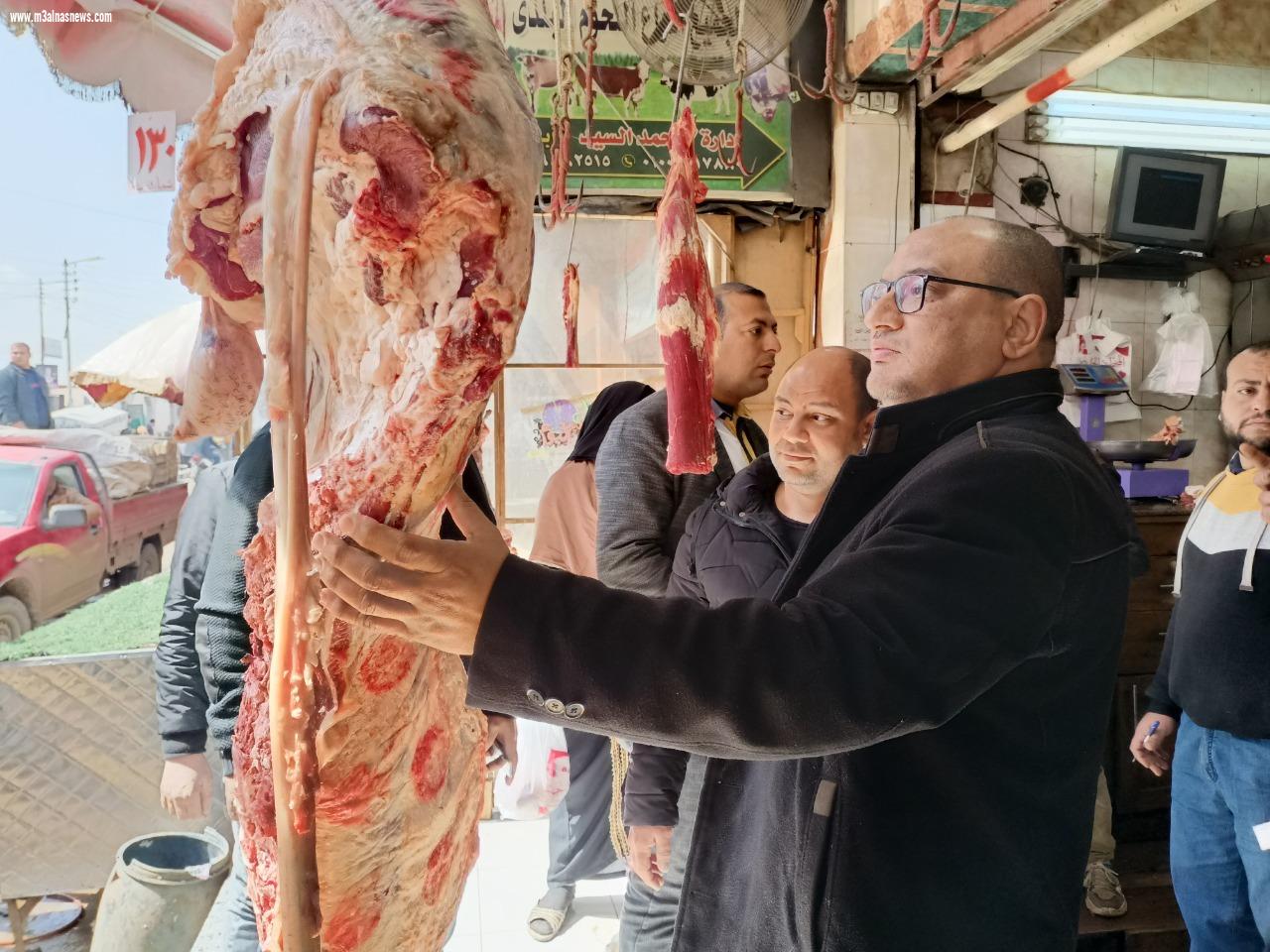 تحرير 361 محضراً للمخالفين من التجار وحملات مستمرة للتأكد من توافر السلع بكفر الشيخ