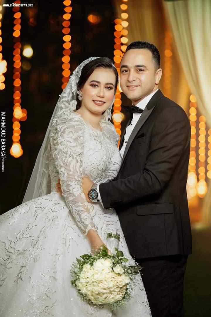 الزميل محمد عطية .. يهنىء احمد و الاء بالزواج السعيد