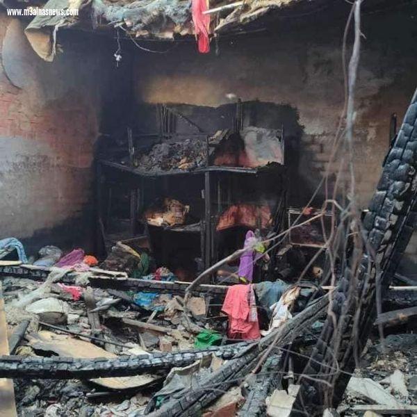 حريق نتيجة ماس كهربائي يلتهم منزل أرملة وطفليها بحي البحاري بالفيوم