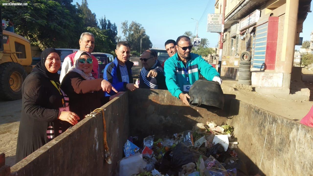 مستقبل وطن يواصل حملة النظافة والتجميل فى كفرالشيخ