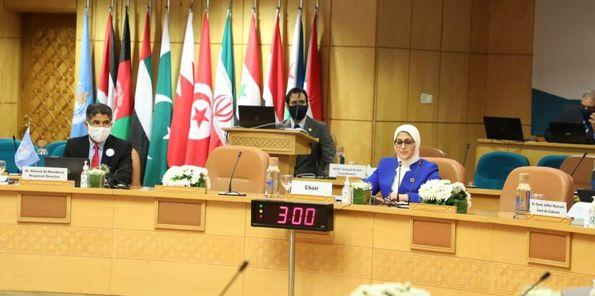 الدكتورة هالة زايد.. توجه الشكر لجميع الأطقم الطبية لما يبذلونه من جهد في مواجهة فيروس كورونا