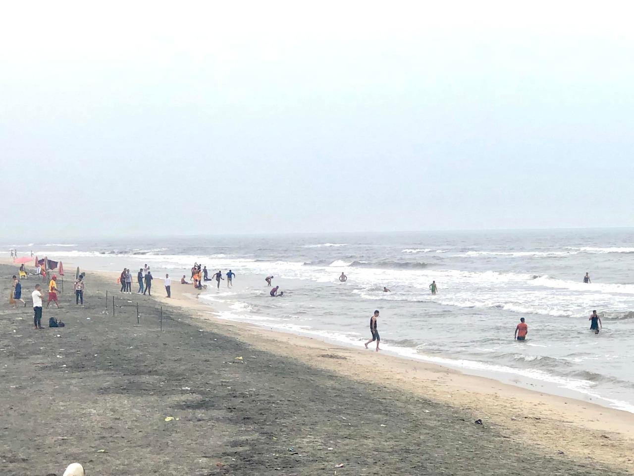 توافد الزائرين على مصيف بلطيم لقضاء أول أيام عيد الفطر المبارك