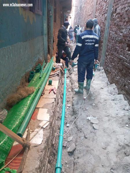 مياه أسيوط تحقق استجابة سريعة بتوصيل 310 م بولي بروبلين لقلعة البـــــلح بمركز أبــــــــوتيج.