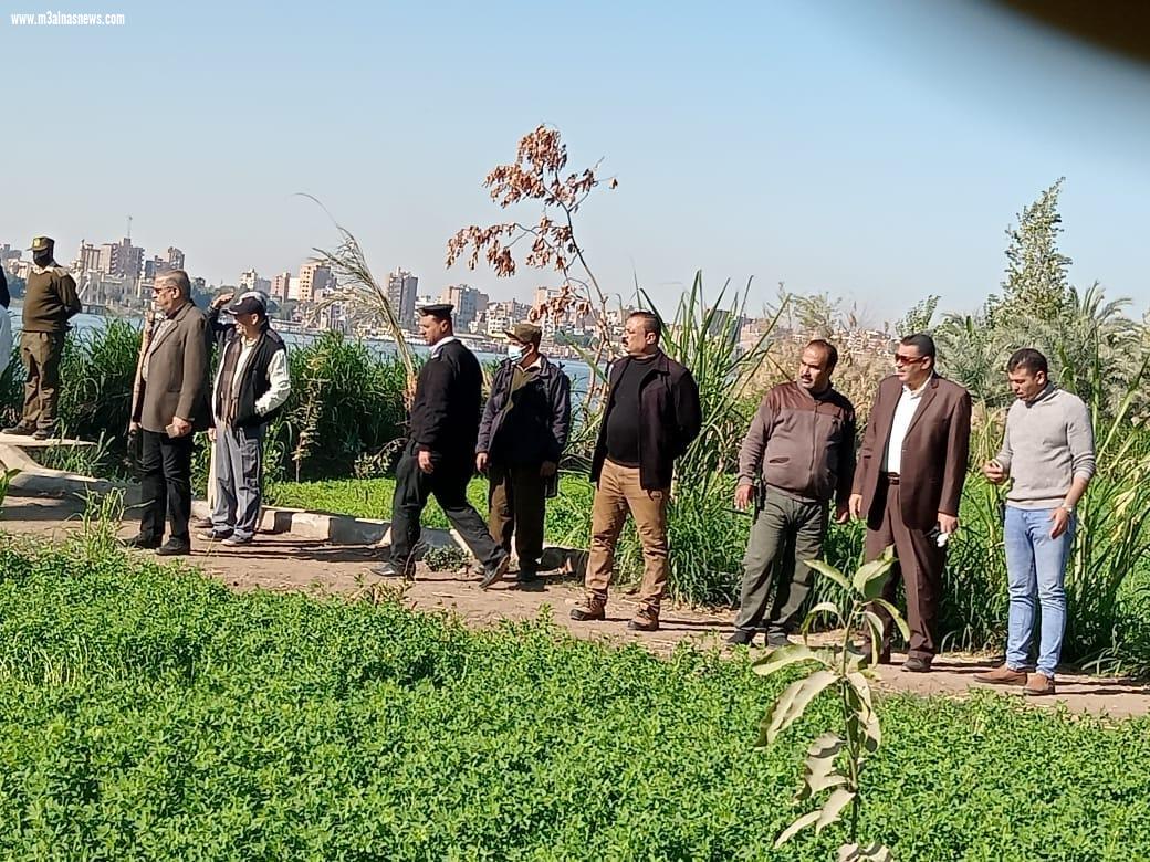 محافظ أسيوط: مواصلة حملات الإزالة للتعديات على المجاري المائية بإزالة 14 حالة تعدي على النيل بجزيرة الوسطى بالفتح