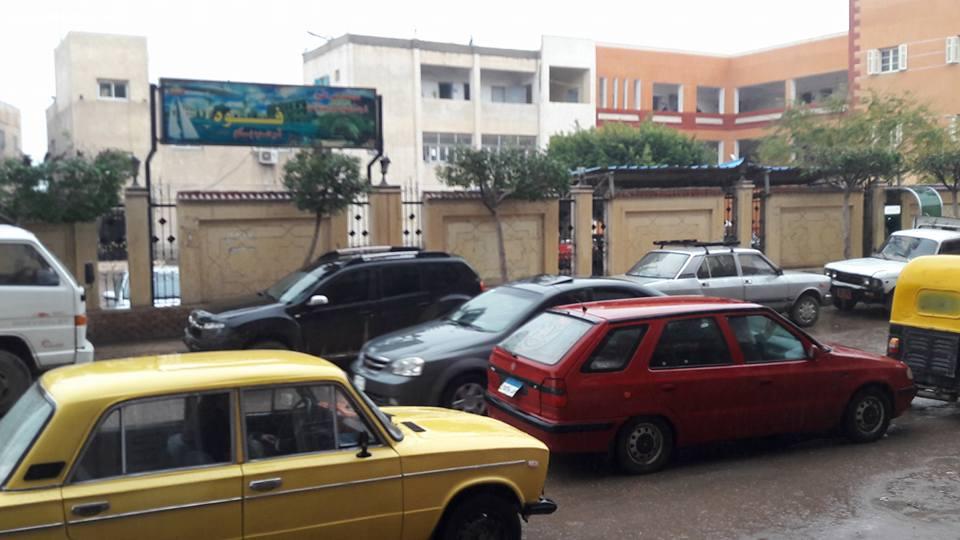 أمطار غزيرة على كفر الشيخ واستمرار عمليات الصيد.. 