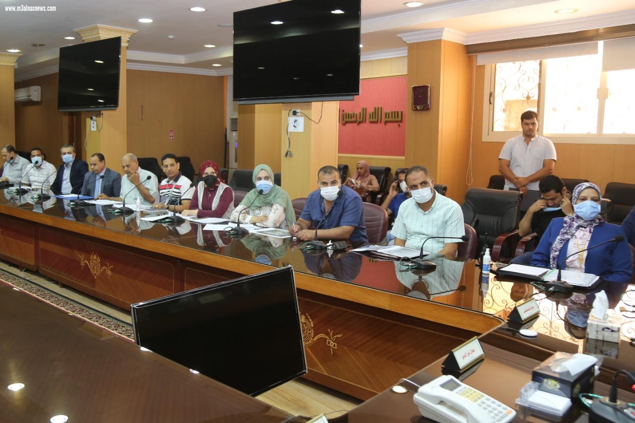 إجراءات لسرعة تنفيذ المشروعات الخدمية وانشاء الحدائق بمدن كفر الشيخ