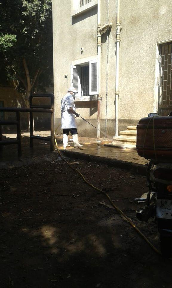 حملات رش وتطهير مستمرة بقرى ومراكز أسيوط للوقاية من فيروس كورونا المستجد