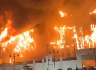 إصابة العشرات إثر حريق ضخم يدمر مبنى مديرية أمن الإسماعيلية