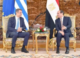 تلقى السيد الرئيس عبد الفتاح السيسي اليوم اتصالاً هاتفياً من رئيس الوزراء اليوناني كرياكوس ميتسوتاكيس.