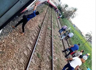 بالأسماء.. إصابة 3 مواطنين بحادث قطار الشرقية ونقلهم لمستشفى الزقازيق
